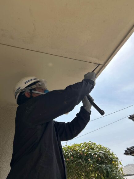 アスベスト調査、検体採取